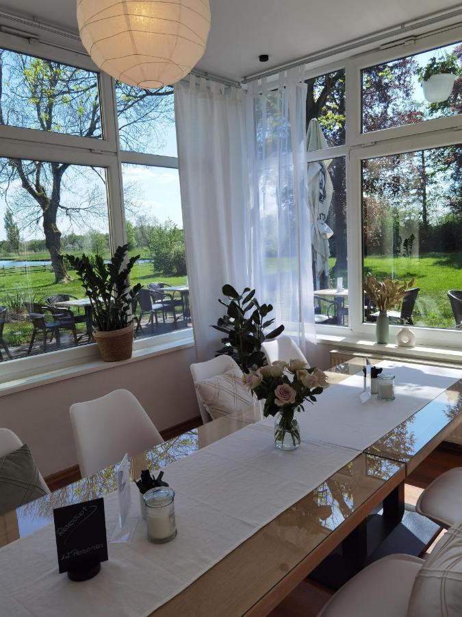 Stedinger Landhotel & Cafe Berne Exteriör bild